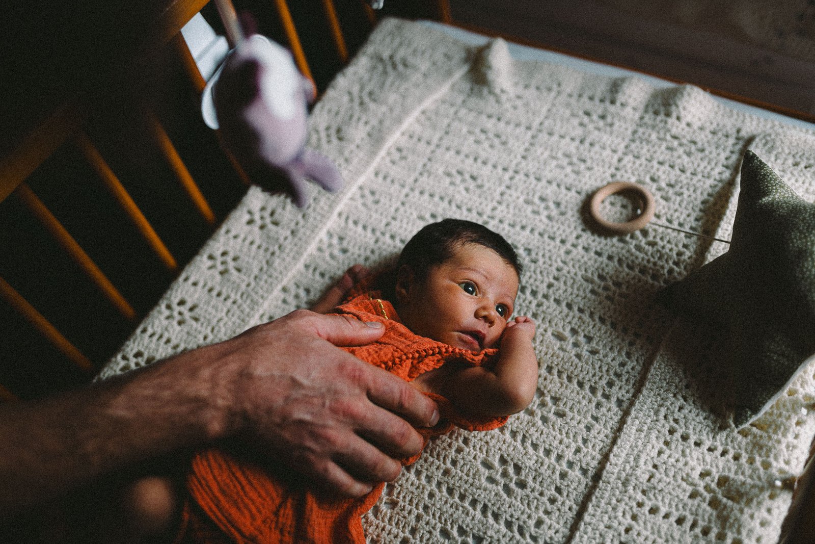 Photo nouveau né et parents – photoreportage en Corse